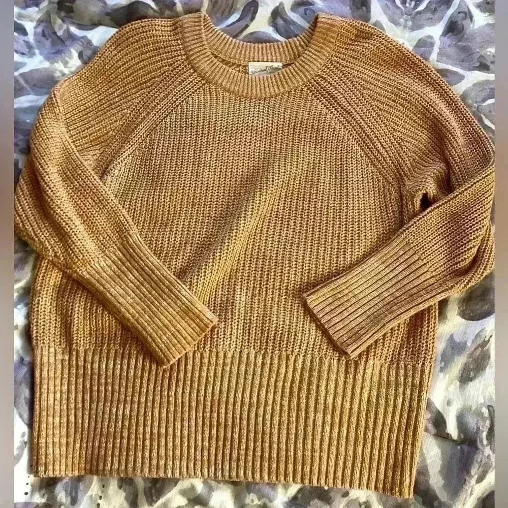 Universal Thread Mustard RIBBED KNIT sweater Long cropped sweater Size XL